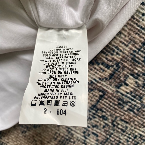 Kookai White Fitted Tank - Picture 4 of 4